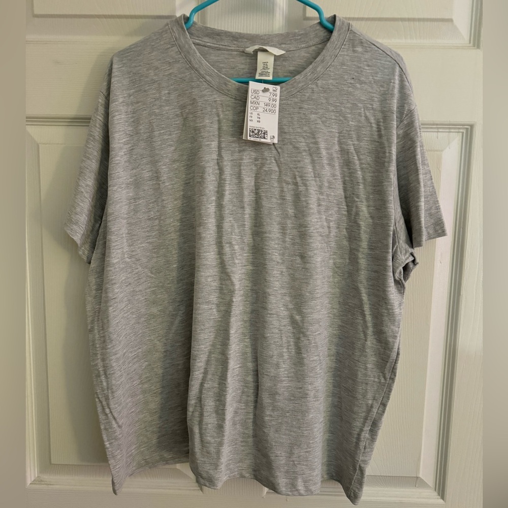 Grey H&M basic tshirt